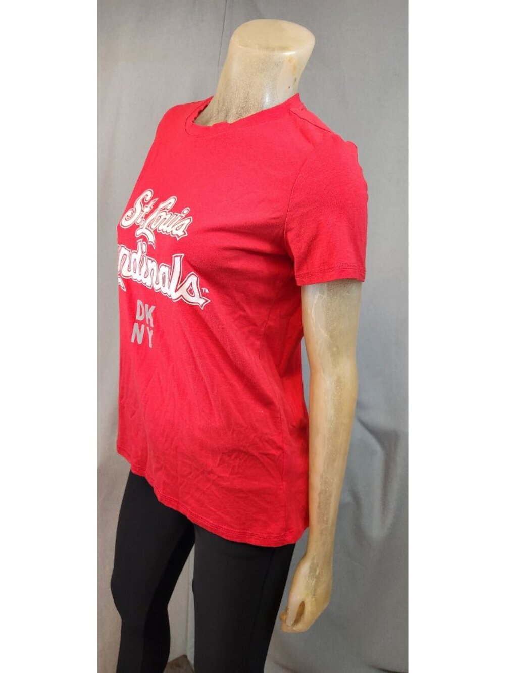 DKNY Sport MLB St Louis Cardinals Red Crew Nck Cap Slv T Shirt Top MEDIUM USED - Picture 6 of 7